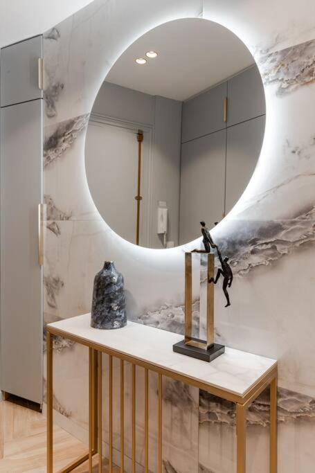 Neuilly/paris :magnifique 4p Appartement *